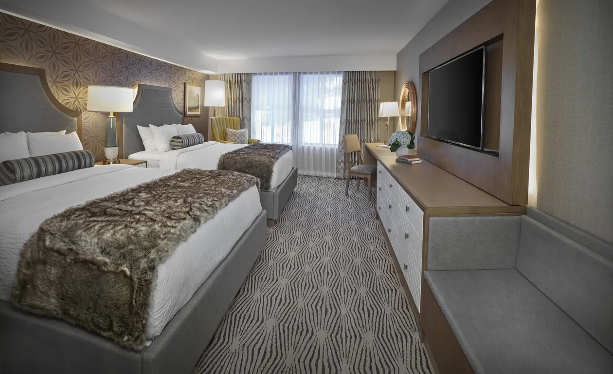 Spacious 350 sq/ft rooms allow for relaxation and entertaining