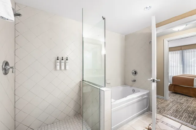 Sun Peaks Grand Two Bedroom Residences Bathroom